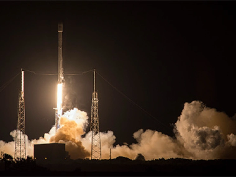 Взорвалась ракета Falcon 9. Что с того?