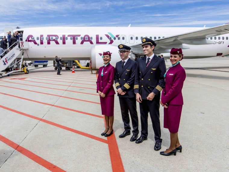 Qatar Airways объявили о наборе бортпроводников