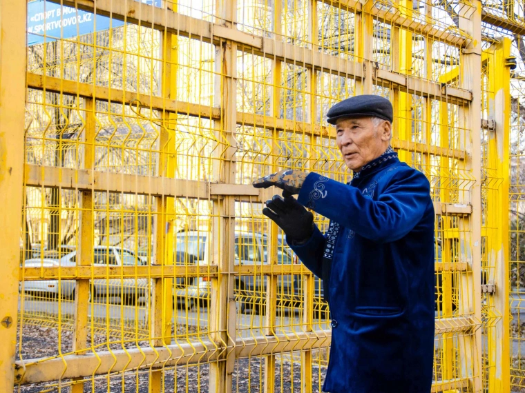 Живчики: Как в 80 лет заниматься айкидо, йогой и гидрогеологией