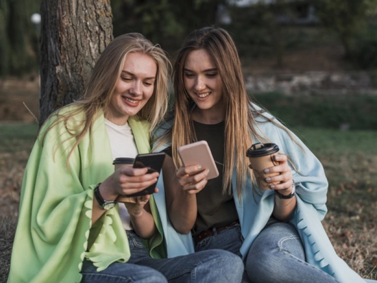 WhatsApp позволит добавлять контакты через QR-коды