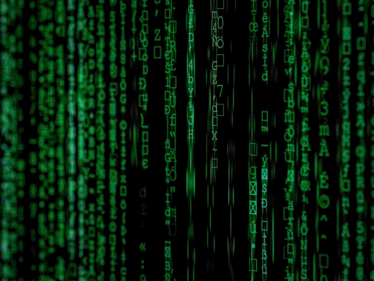 Нейросеть DALL·E научилась превращать текст в изображение