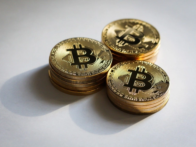Почему TikTok удалил ролики об акциях GameStop и криптовалюте Dogecoin?
