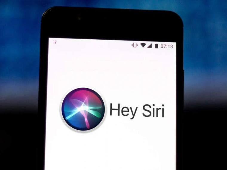 Siri заговорит мужским голосом