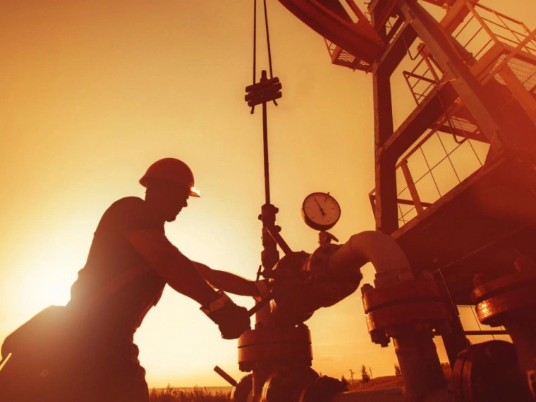 Какое место в экономике страны занимает нефть и как она влияет на жизнь простых казахстанцев