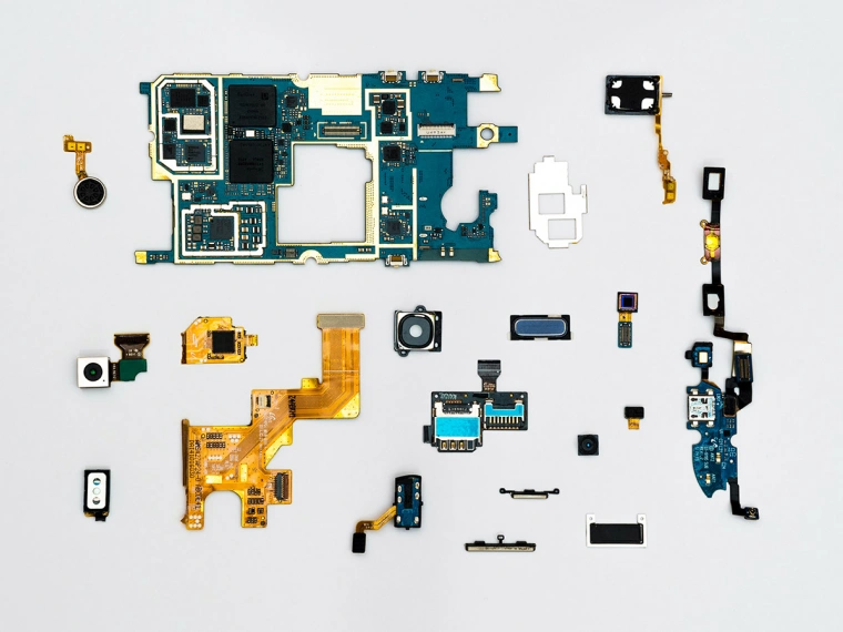 MIT Technology Review: 15 новаторов в сфере науки и технологий до 35 лет