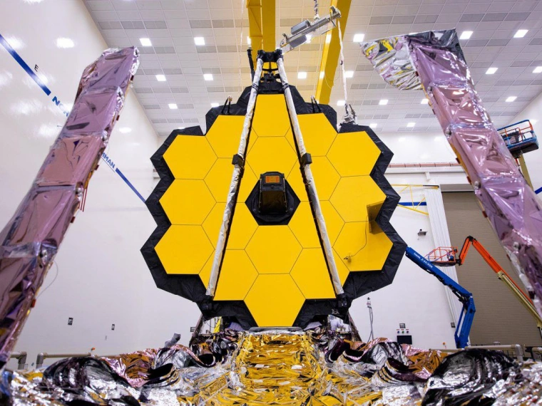 NASA отложили запуск телескопа, который должен сменить Хаббл на орбите
