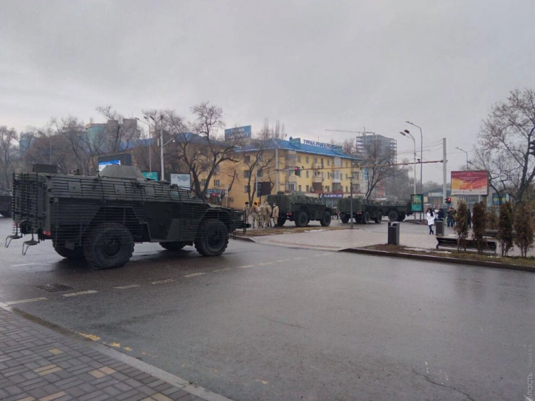 Массовые беспорядки и митинги: что сейчас происходит в разных городах Казахстана?