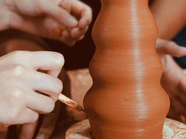 Dala Crafts: қыш құмыра жасау бизнесін бастаған жігіттердің бірімен сұхбат