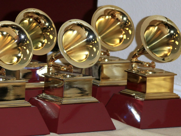 Grammy 2022: все дальше, все скучнее