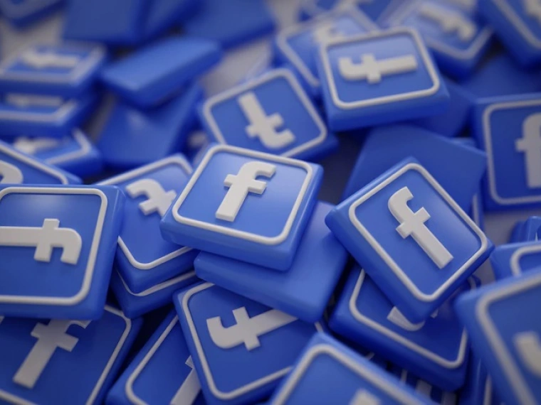 Facebook планирует смену алгоритма, чтобы конкурировать с TikTok