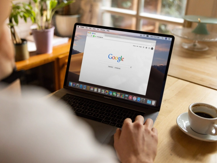 Google предупреждает Казахстан и Италию о шпионском ПО