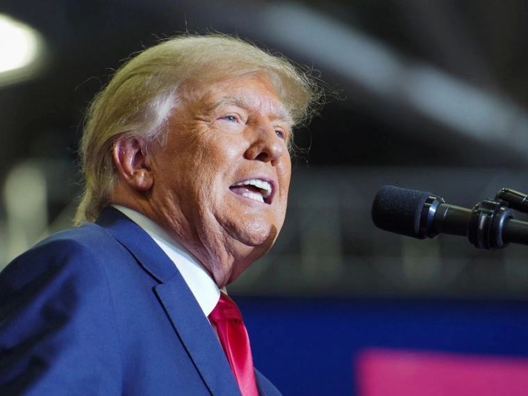 Трамп подает в суд на телеканал CNN за клевету