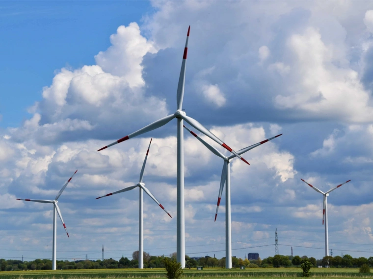 Французская компания Total Energies построит ветряную электростанцию на юго-востоке Казахстана