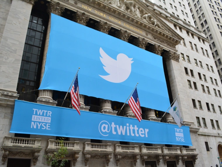 Илон Маск намерен сегодня уволить половину сотрудников Twitter