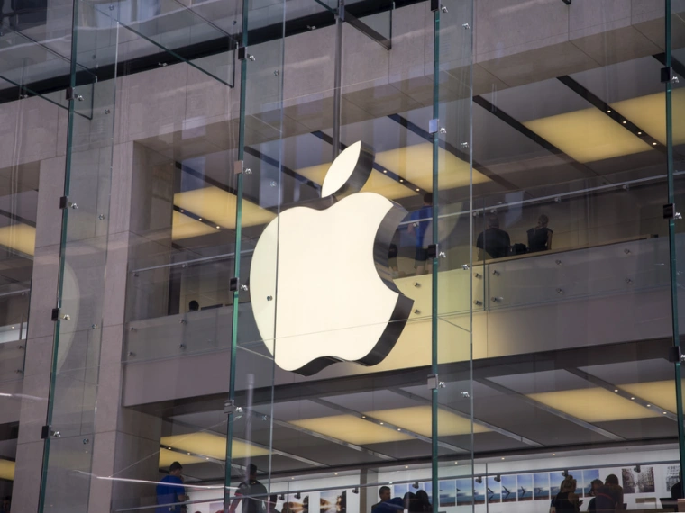 Китай ввел карантин на территории вокруг завода по производству iPhone