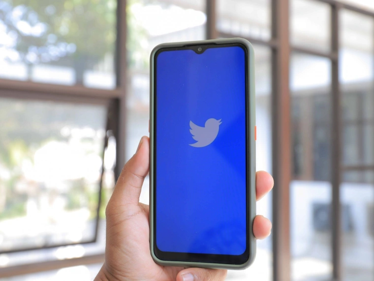 Илон Маск обещает «амнистировать» заблокированные в Twitter аккаунты