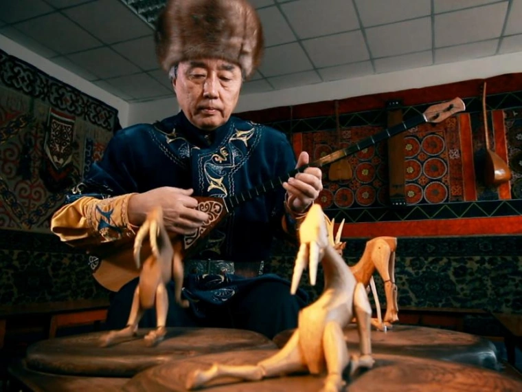Казахское искусство «Ортеке» и анекдоты про Кожанасыра включили в список культурного наследия ЮНЕСКО
