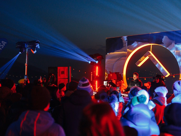 Электронная музыка на высоте 2140 метров: куда Elevation поднялся в этом сезоне