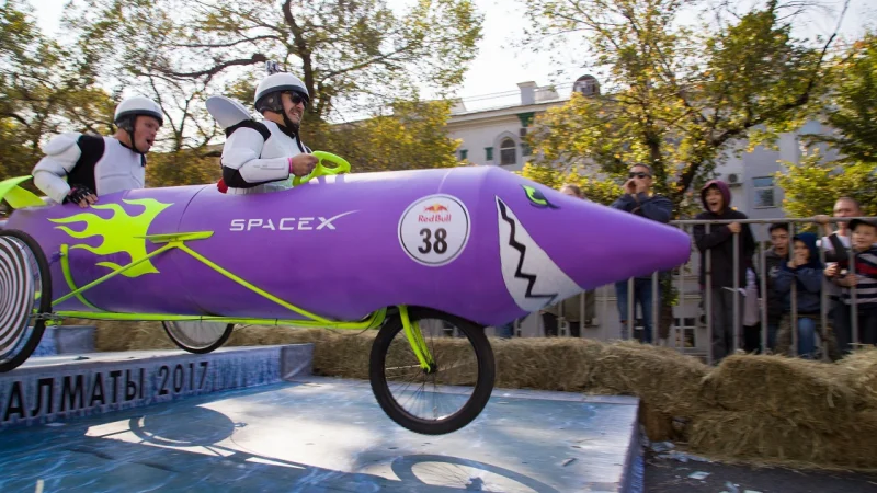 Как прошел первый «Red Bull Soapbox Race» в Центральной Азии