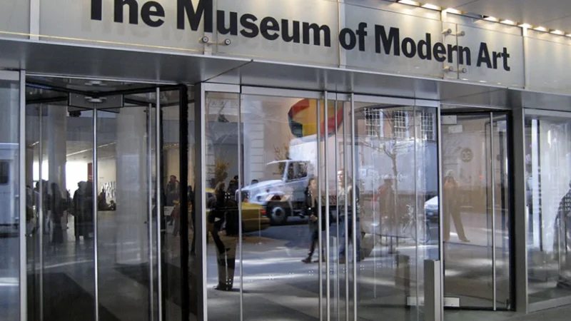 Эмодзи включили в коллекцию музея современного искусства в Нью-Йорке