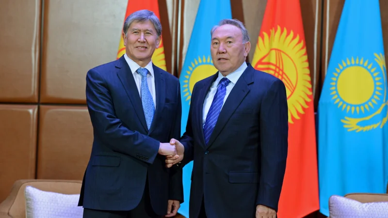 Кыргызстанцам продлили срок пребывания в Казахстане без регистрации до 30 дней