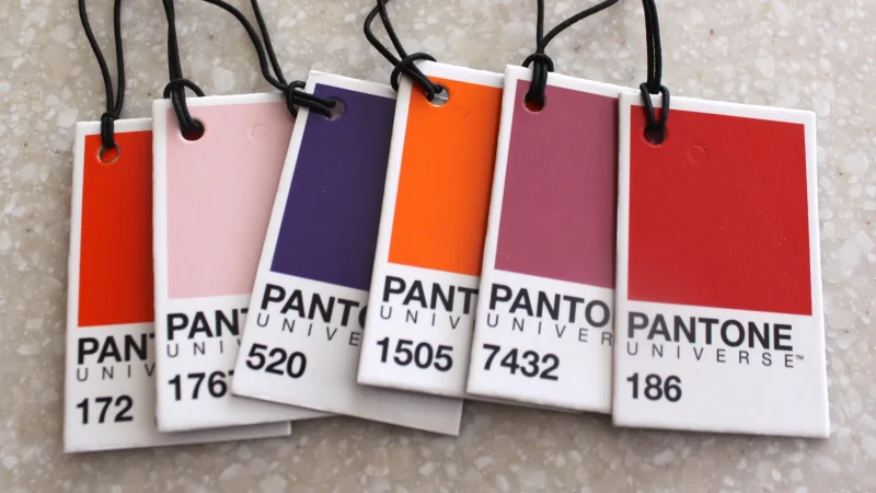 Pantone назвала главные цвета весны 2017 года