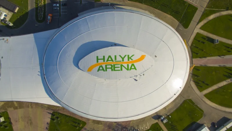 Новый стадион Halyk Arena приглашает алматинцев на бесплатные катания