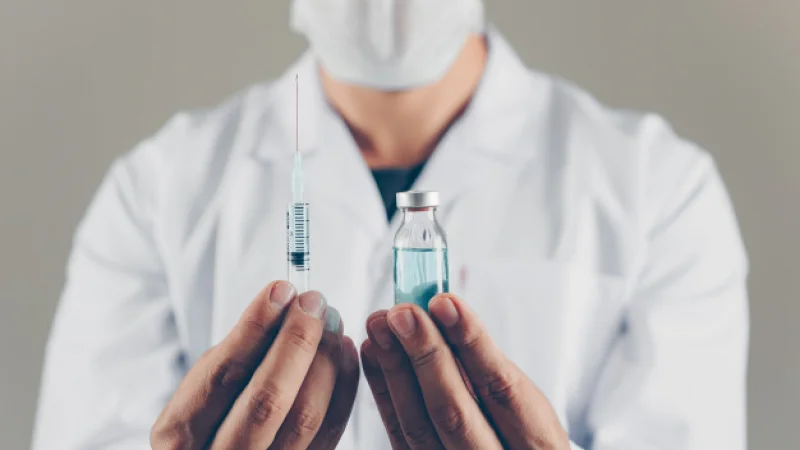 Оксфордская вакцина от Covid-19 вызывает сильный иммунный ответ
