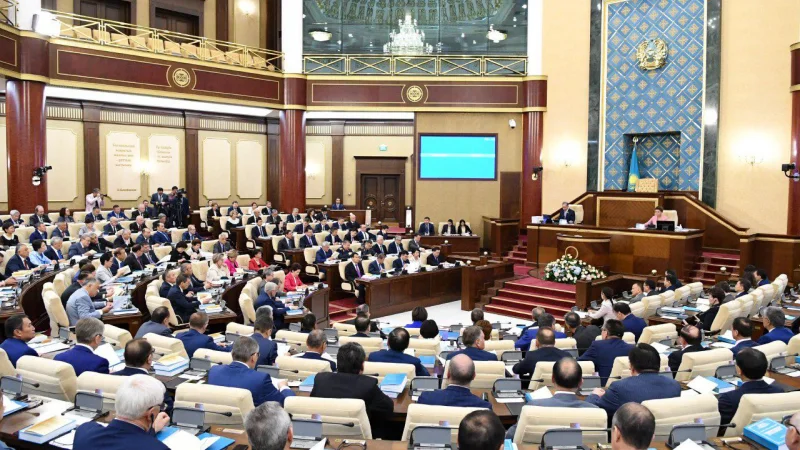 В Казахстане 19 женщин выдвинули свои кандидатуры в депутаты Сената Парламента