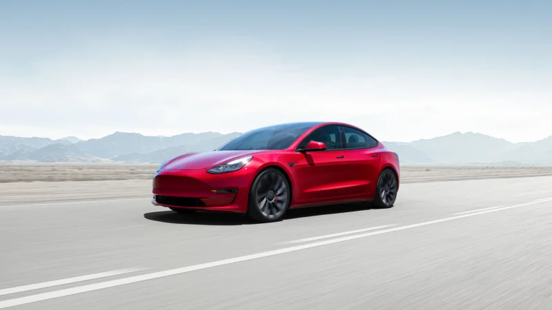 Илон Маск выпустил бета-версию автопилота для Tesla