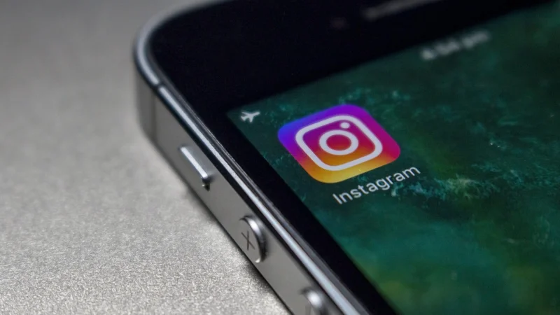 Новая политика Instagram против дискриминации и бодишейминга