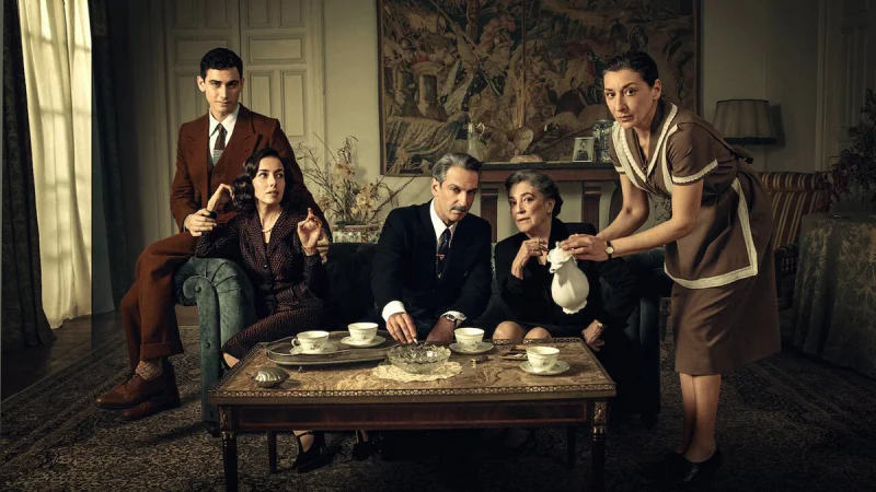 Новая замена «Элиты» и «Бумажного дома»: 5 испанских сериалов, которые стоит посмотреть