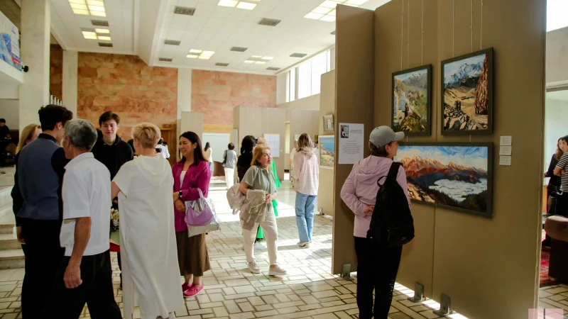 В Алматы прошла передвижная выставка «Искусство для трансформации сознания»
