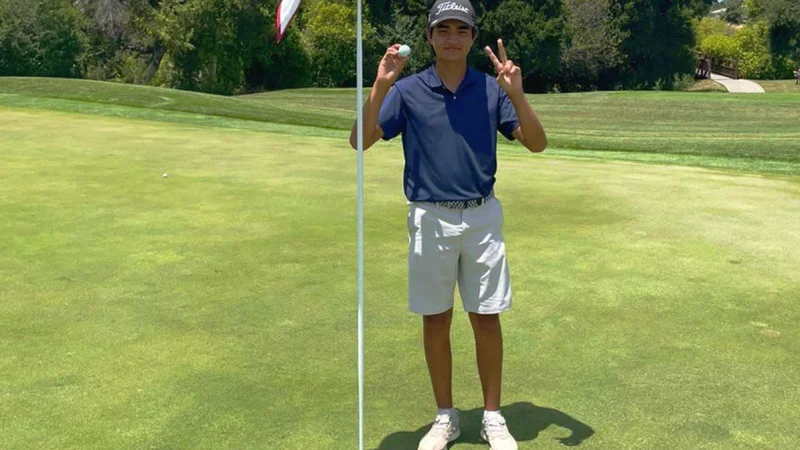 17-летний спортсмен из Казахстана стал причиной исторического события в гольфе