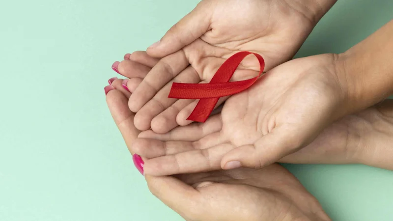 Казахстанцы с положительным ВИЧ-статусом теперь могут быть опекунами