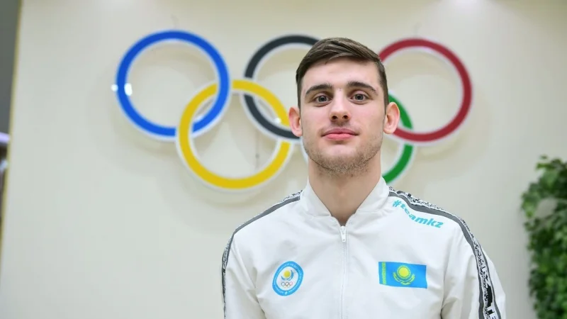 Казахстанский спортсмен занял первое место мирового рейтинга в батутной гимнастике
