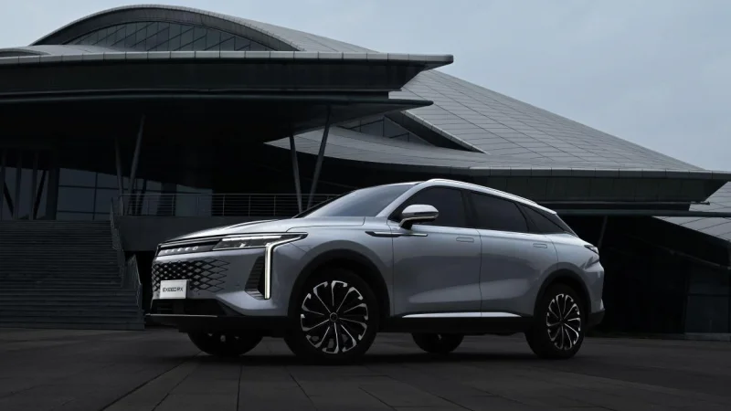 В Казахстане стартовали продажи инновационного автомобиля EXEED RX
