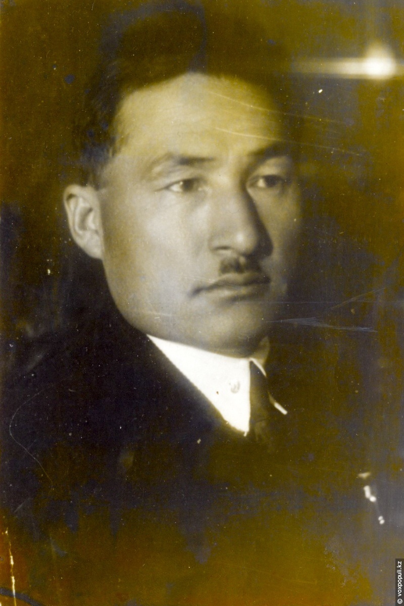 Ильяс Джансугуров