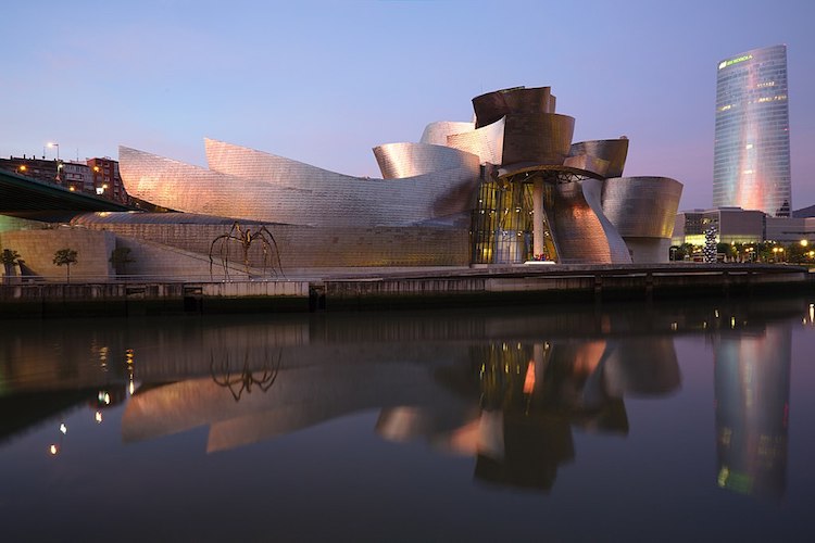 GUGGENHEIM MUSEUM BILBAO