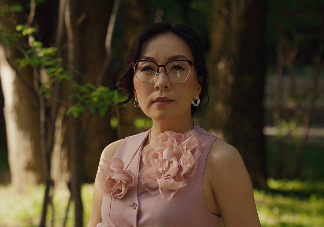 Жасырын үй 2 порно Көшеде трусисыз жүрген бейне