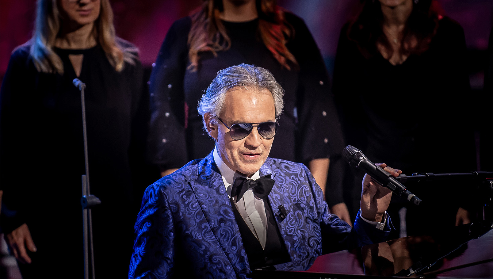 Андреа Бочелли Алматы. Bocelli. Andrea Bocelli. маэстро Бочелли. Бочелли интервью Steppe. концерт Андреа Бочелли 2025. итальянская опера Казахстан. популярная классическая музыка. легендарный тенор. мировой тур Бочелли. лучшие арии Бочелли. выступление в Казахстане. знаменитый певец Италии.
Андреа Бочелли Казахстан. Бочелли концерт Алматы. мировая звезда оперы. классика и поп музыка. итальянский певец Бочелли. Con te partirò Бочелли. вдохновение музыка. интервью с певцом. концертная программа Бочелли. великая опера Италии.