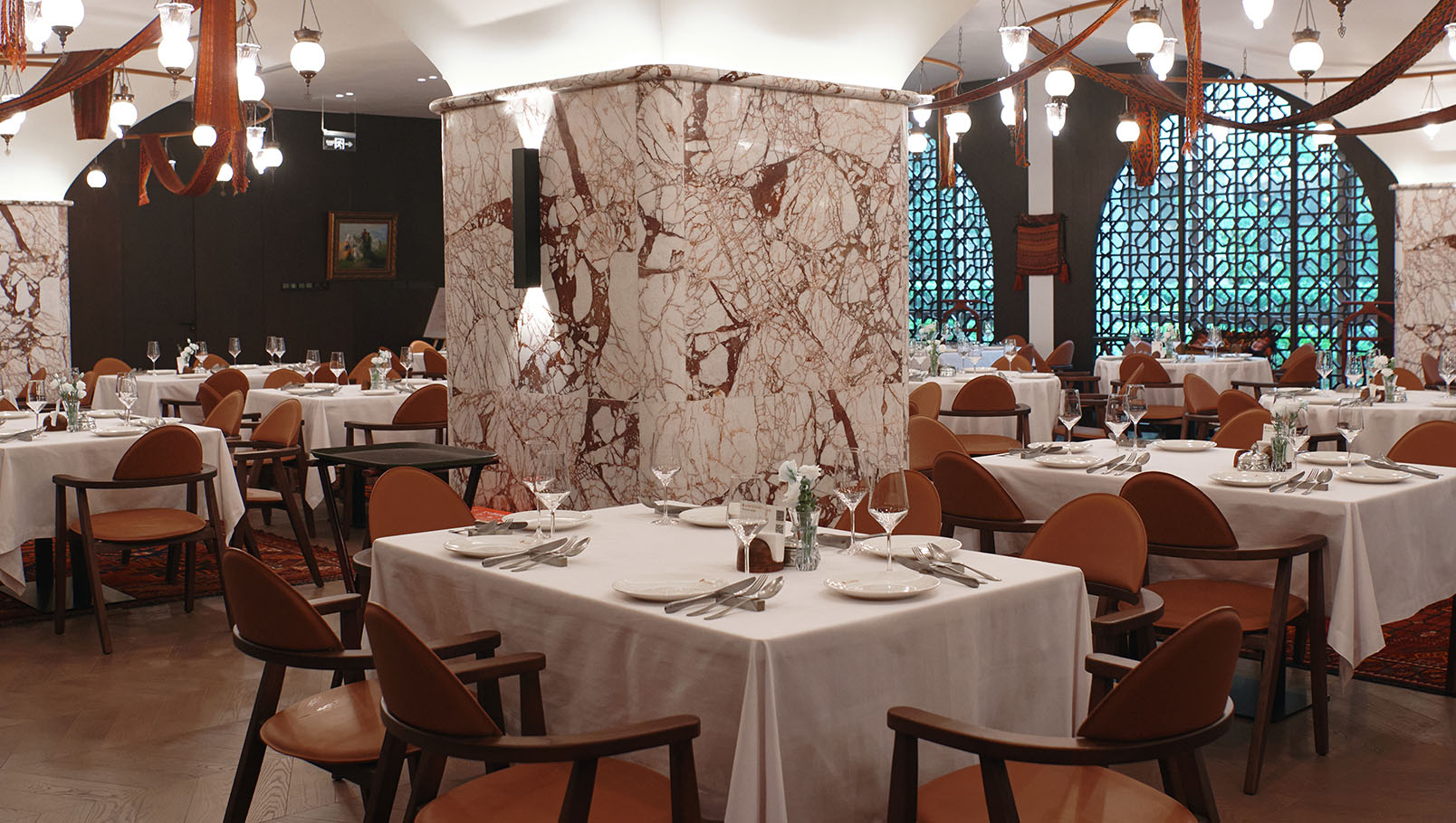 sandyq ресторан. сандык ресторан. сандык ресторан алматы. казахская кухня за рубежом. казахская кухня в китае. казахская кухня в пекине. казахская кухня пекин. сандык пекин. sandyq пекин