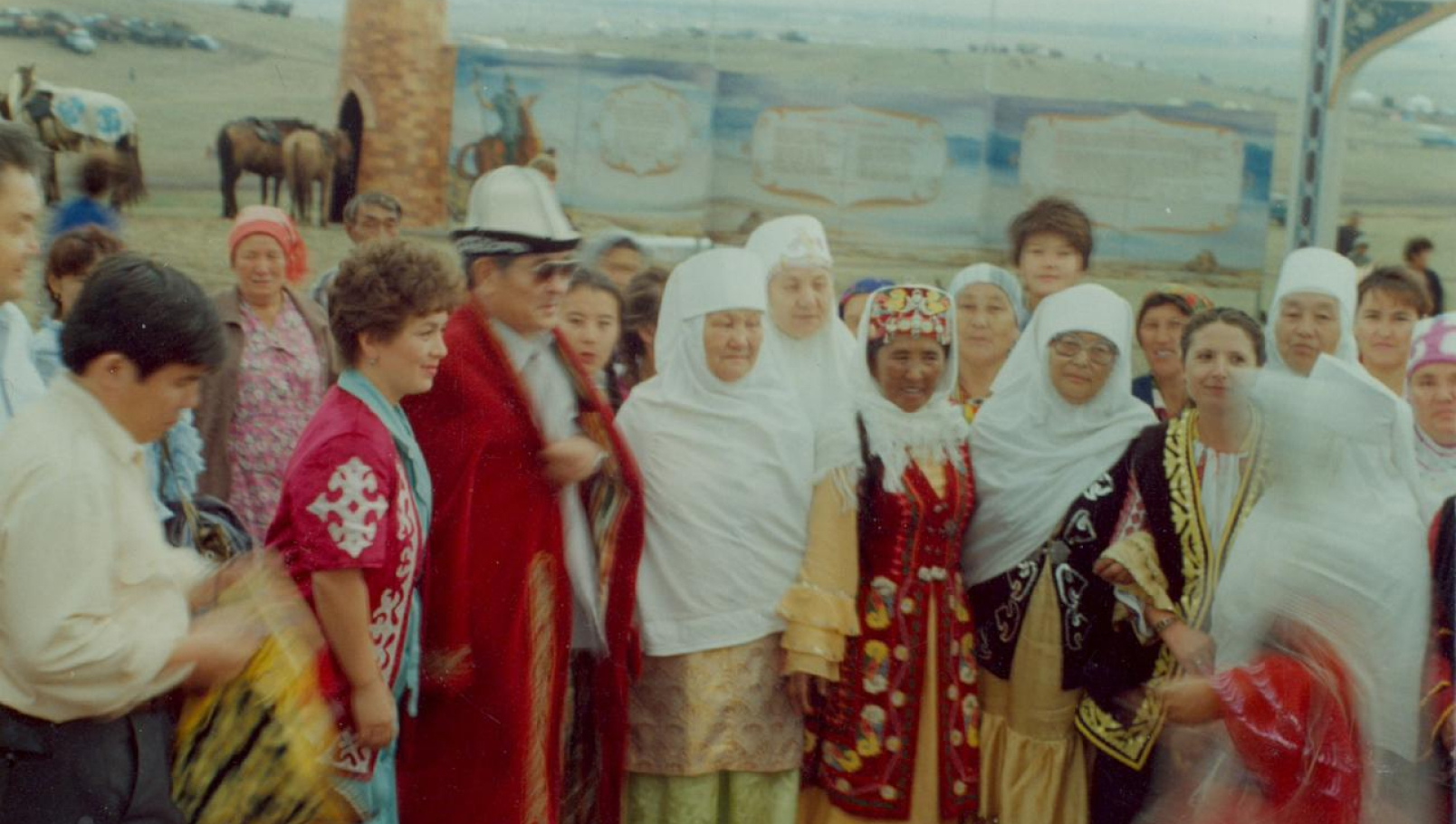 Наурыз. Санжар Керімбай. Өзбекәлі Жәнібек. 1988 жыл. дәстүр. мәдениет. әлеуметтік рөл. жаңғыру. қазақ қоғамы. тарих