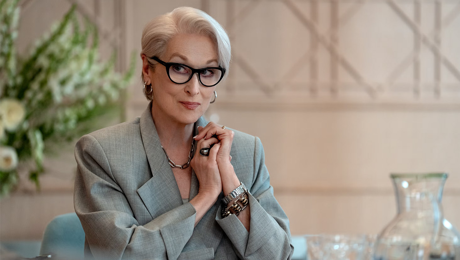 Дьявол носит Prada 2. Дьявол носит Прада 2. продолжение Дьявол носит Prada. премьера Дьявол носит Prada 2. Миранда Пристли. Энди Сакс. фильм про моду и медиа. журналистика и глянец. новый каст Дьявол носит Prada 2. Дьявол носит Prada 2 в кинотеатрах. кино. кино в казахстане. смотреть фильм. продолжение. 