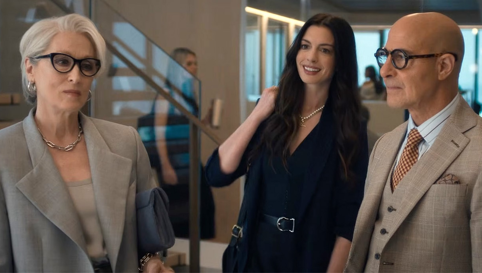 Дьявол носит Prada 2. Дьявол носит Прада 2. продолжение Дьявол носит Prada. премьера Дьявол носит Prada 2. Миранда Пристли. Энди Сакс. фильм про моду и медиа. журналистика и глянец. новый каст Дьявол носит Prada 2. Дьявол носит Prada 2 в кинотеатрах. кино. кино в казахстане. смотреть фильм. продолжение. 