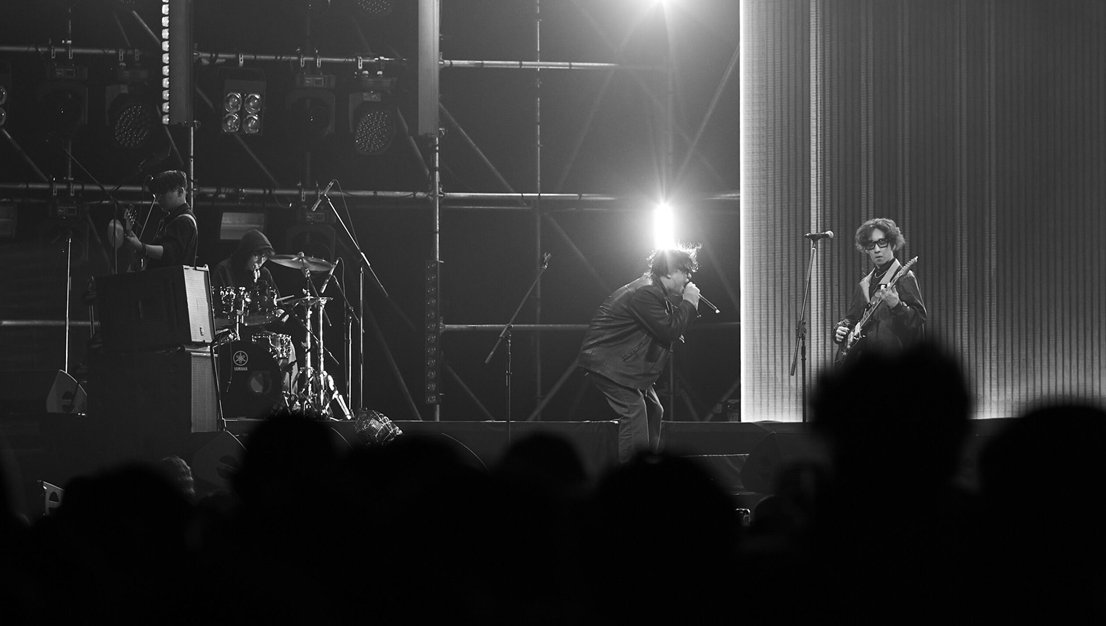 қазақ рокы. қазақстан рок музыкасы. рок субмәдениет. қазақ альтернатив рок. андеграунд музыка. қазақстан музыка сахнасы. қазақ рок топтары. рок тарихы. жаңа толқын артисттер. қазақстан музыка индустриясы