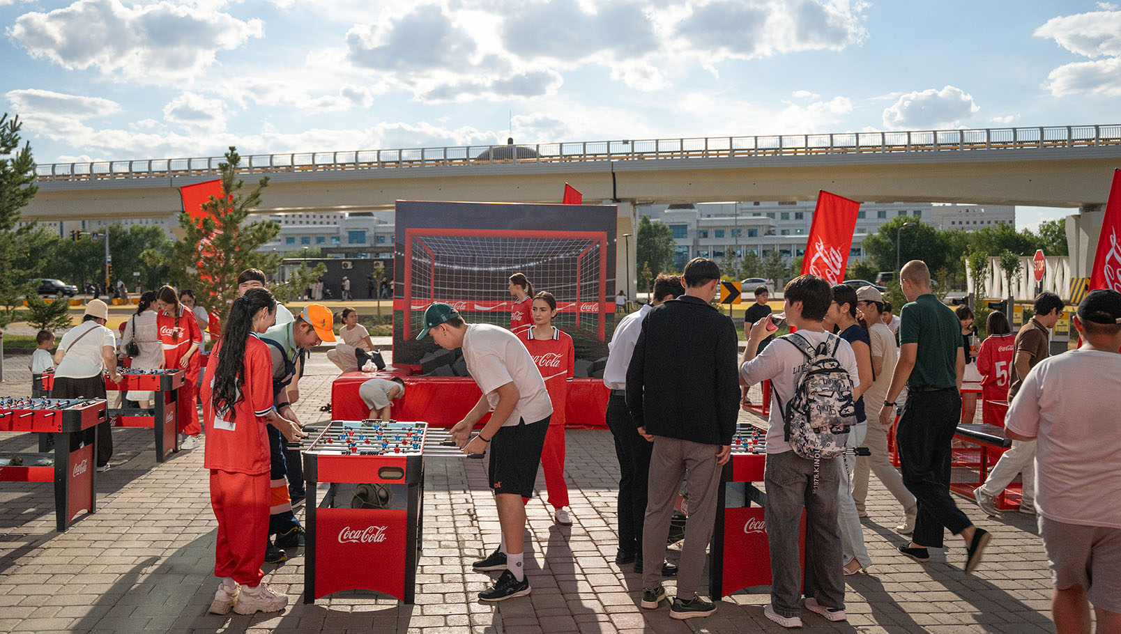 brend coca cola zapustil grandioznuju kampaniju k fifa world cup the steppe.com 2